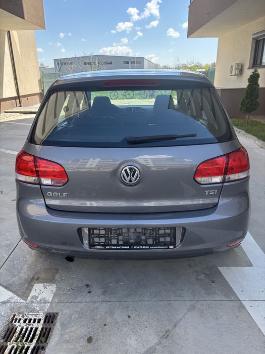 Volkswagen Golf VI