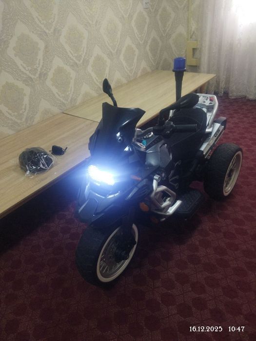 Yosh bolalar uchun Elektron moto sotiladi srochna