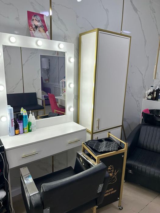 Мебель для салона парикмахерской