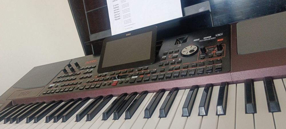 Синтезатор Korg pa100