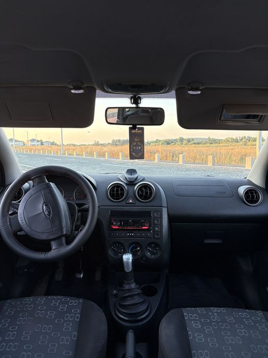 FORD Fiesta 2005 — imagine 5