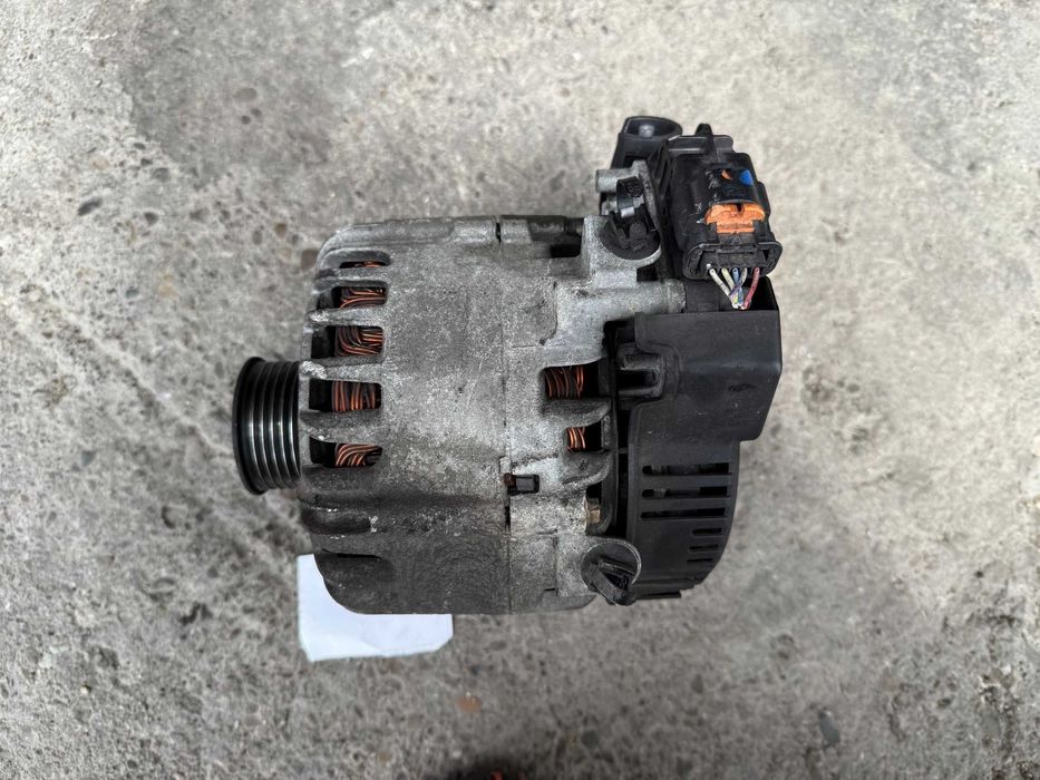 Alternator Peugeot / Citroen 1.6 HDI 9674646180-04