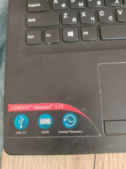 Ноутбук Леново..