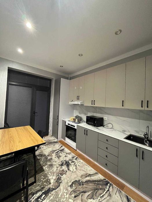 Sergeli-5 novostroykada qizlarga kvartira Sergeli metro yoni bezmakler