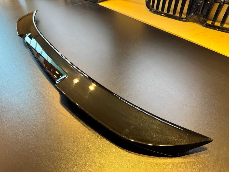Eleron Portbagaj - BMW E60 M4 Model Lat Negru Lucios