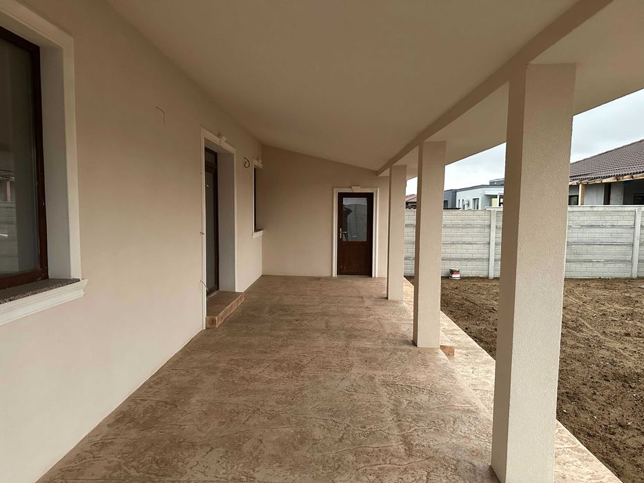 Casă parter nouă, 3 dormitoare, terasa, Nojorid – proprietar