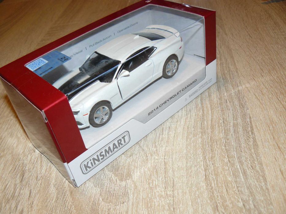 Macheta Auto De Colectie CHEVROLET CAMARO Scara 1:38,Noua Kinsmart