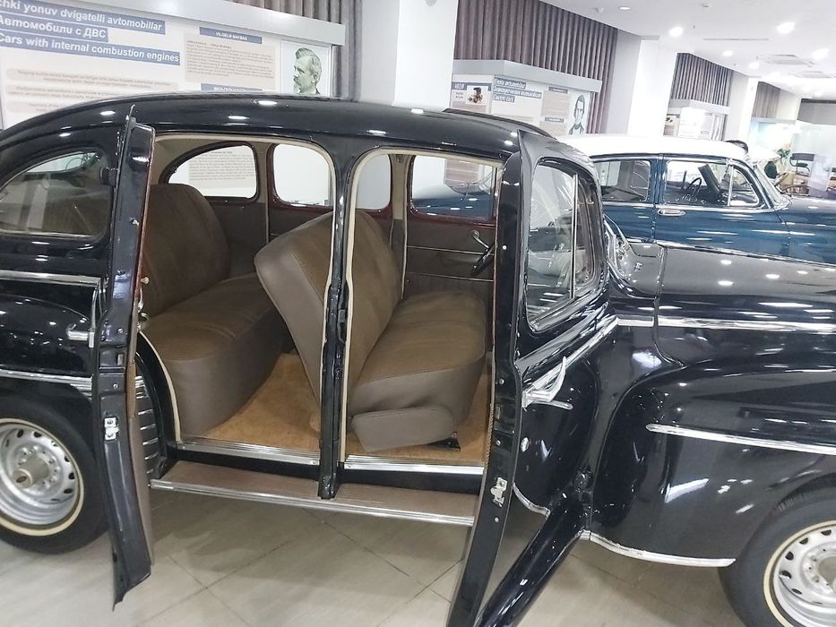 Ретро 1946 год выпуска Ford v8 Super DeLuxe единственный в Узбекистане