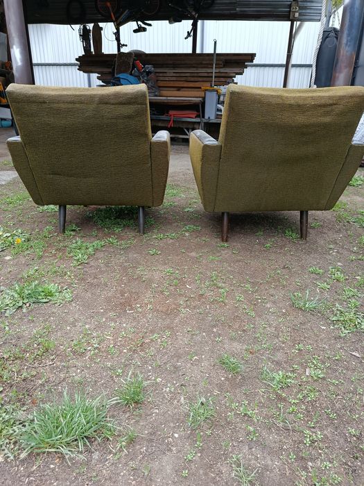 Продам 2 кресла производство ГДР