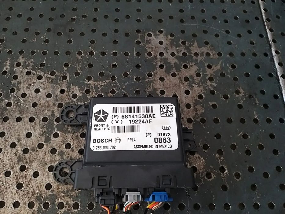 Modul pdc asistenta parcare jeep grand cherokee 4 wk wk2 68141530ae 0263004702