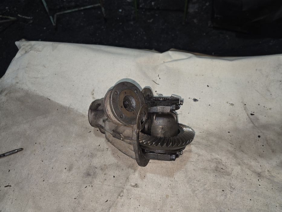 Продам редуктор заднего моста на Ваз