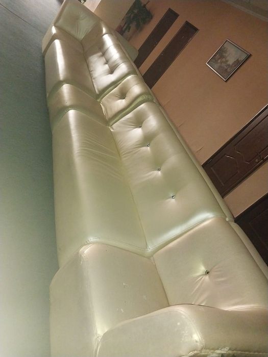 Б/у диваны в хорошем состояний