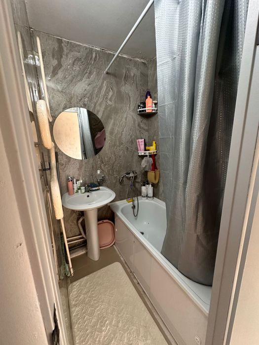 Продается 3-комнатная квартира