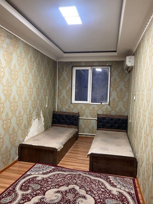 Chilonzor 7 kv 2 ta  oqiydigan ishledigan  bollar kerakbola kerak
