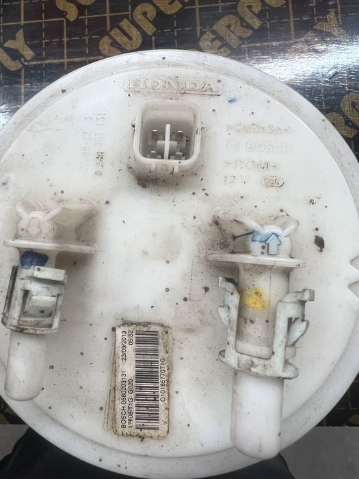 2014 Honda CRV 2.2 Idtec подкачваща помпа и рейл с регулатор на наляга