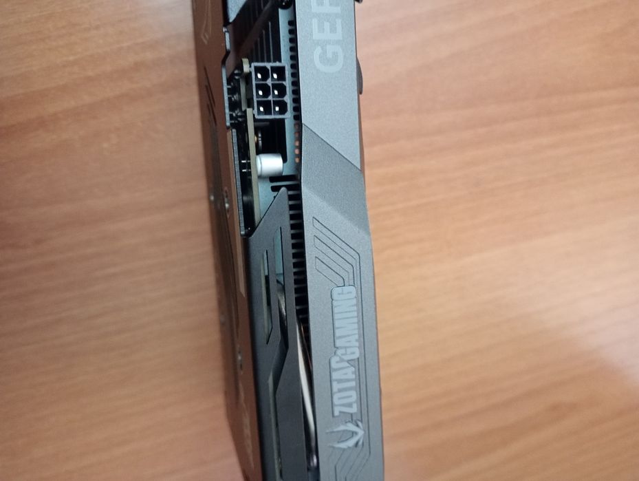 Продам видеокарту 3050.
