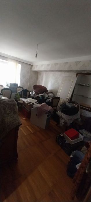 Юнусабад 6 квартал 2/2/4 (50²) продаётся квартира