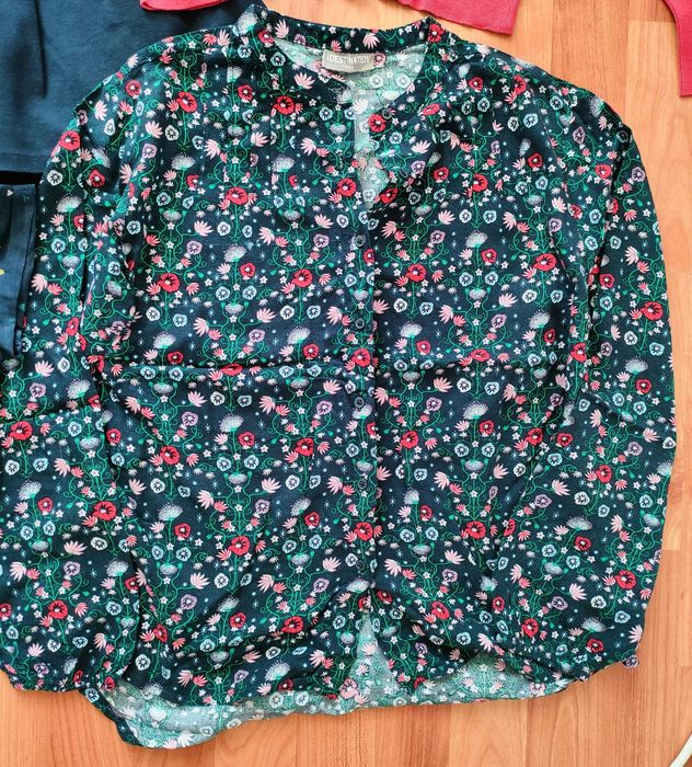 Uniformă școlară/Lot haine școală (11-12 ani)
