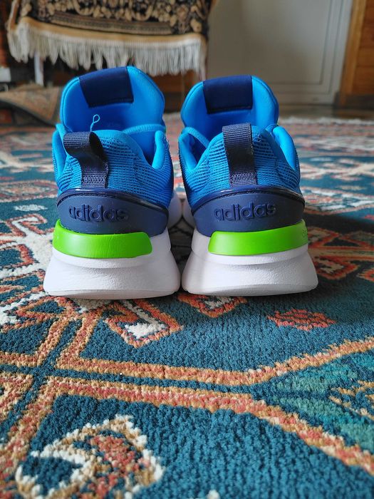 Adidas -cloudfoam (pret 150 lei)