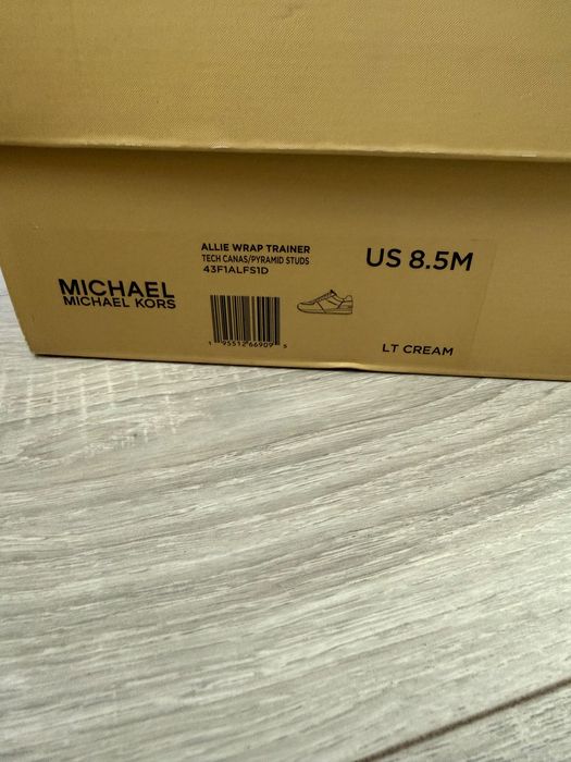 Adidasi Michael Kors noi în cutie mărimea 39