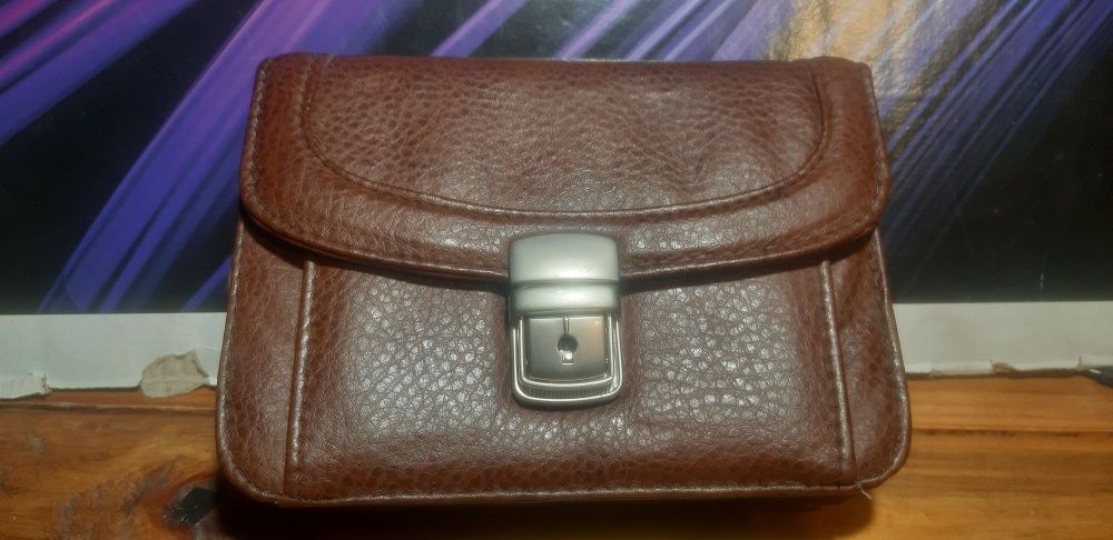 Ретро мъжка кожена чантичка