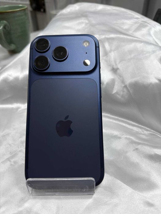 ПРОДАМ Apple Iphone 17PRO 256GB лот126/1981