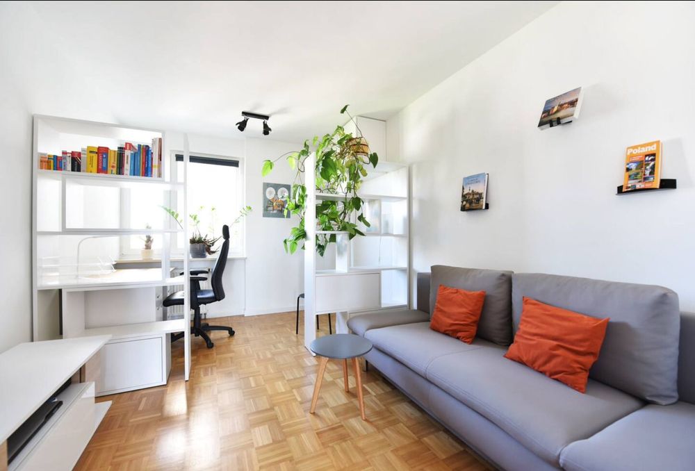 Тристаен апартамент под наем 725 ЕВРО