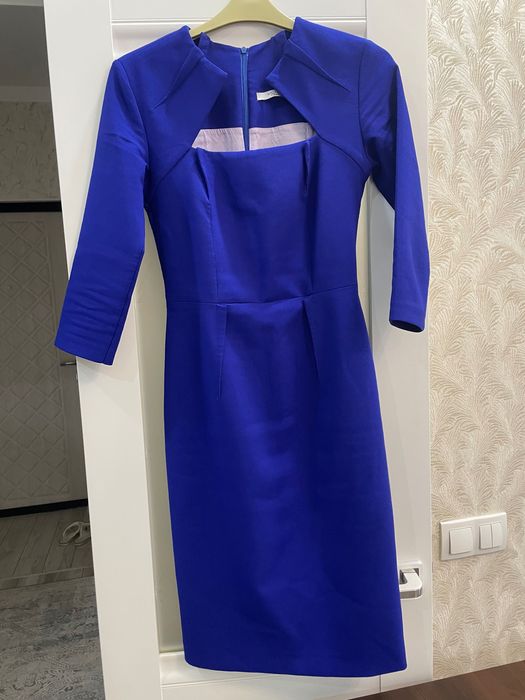 Платья женские разные