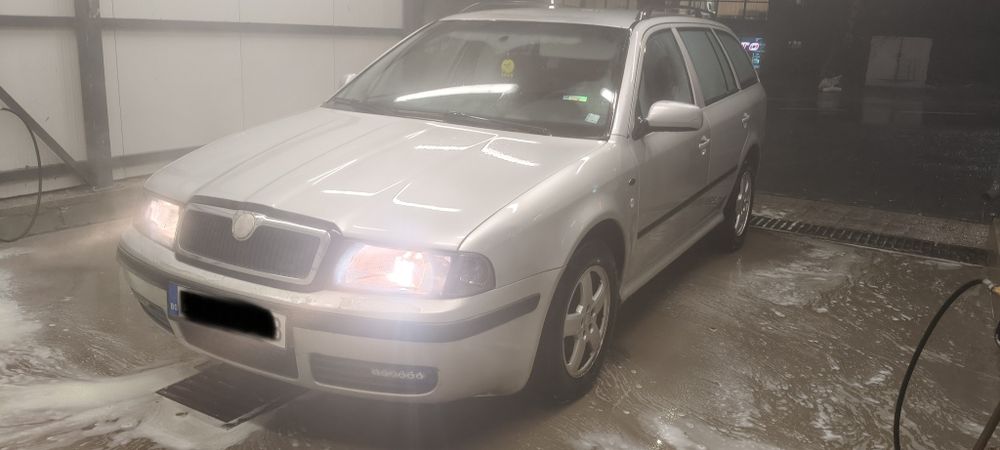 Шкода Октавия 2.0 газ бензин