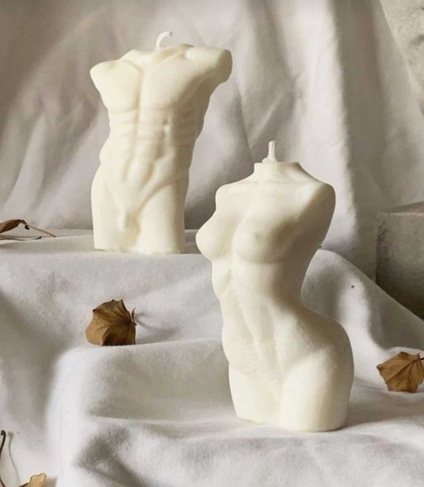 Подарък за любим човек - ароматна свещ мъжко и женско тяло candles