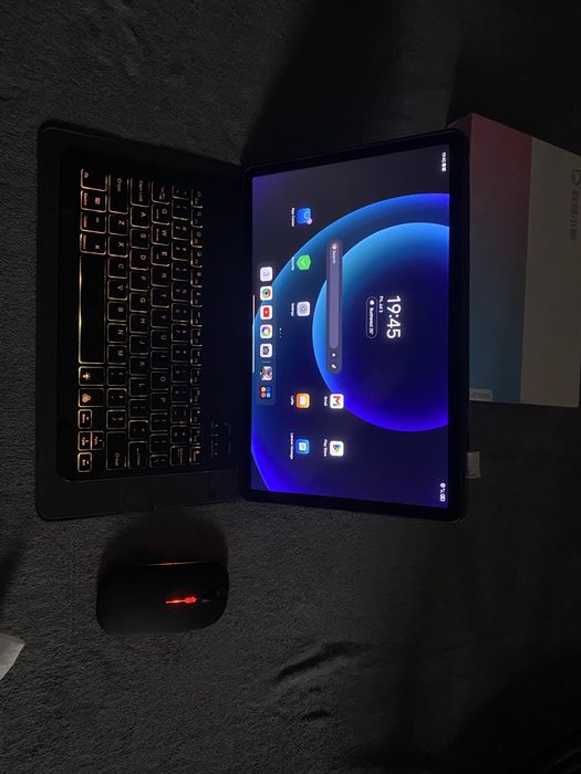 Vând pachet complet Lenovo Xiaoxin Pad Pro 12.7 inch – Stare impecabilă, ca nouă!
