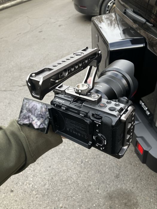 Продается Sony FX 30 + 18-105 F4 как новый + клетка