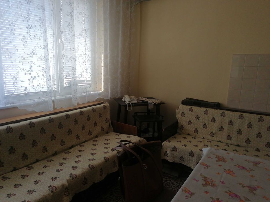Продава се Тристаен апартамент в Варна, Левски - 68 кв.м за 1999 €/кв.м - Снимка #4