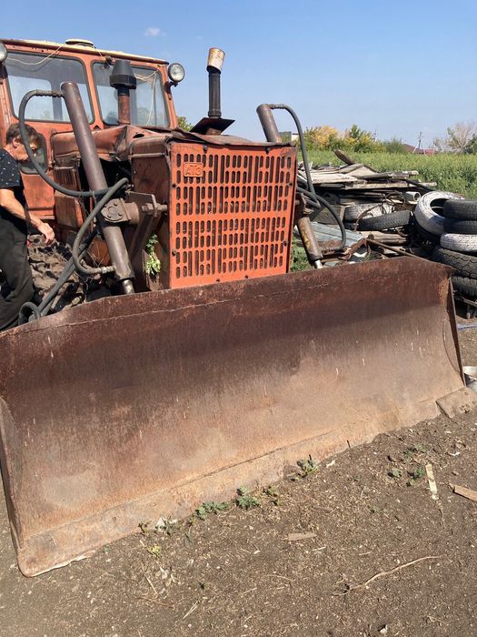 Продам бульдозер