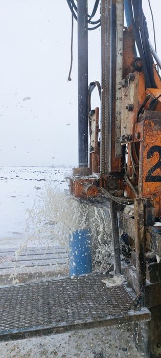 Сондажи за вода на всякакви терени дълбочина до 150 метра