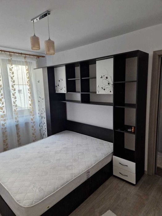 Inchiriez apartament 3 camere Teilor. Bloc nou. 1 Loc de parcare