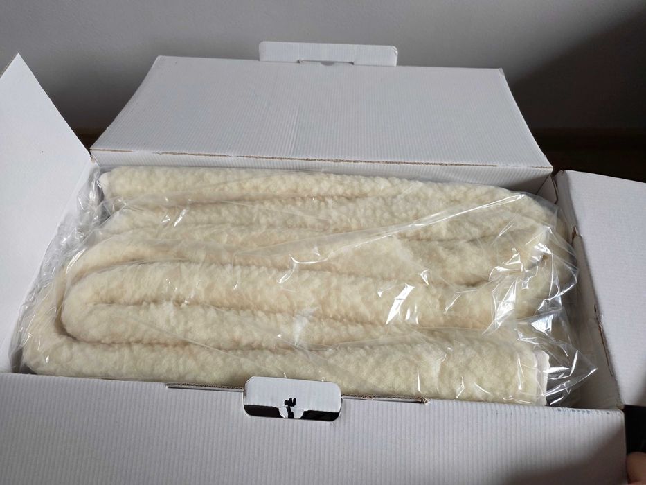 Италианско електрическо одеало 150х160,две зони,мериносова вълна/вълна