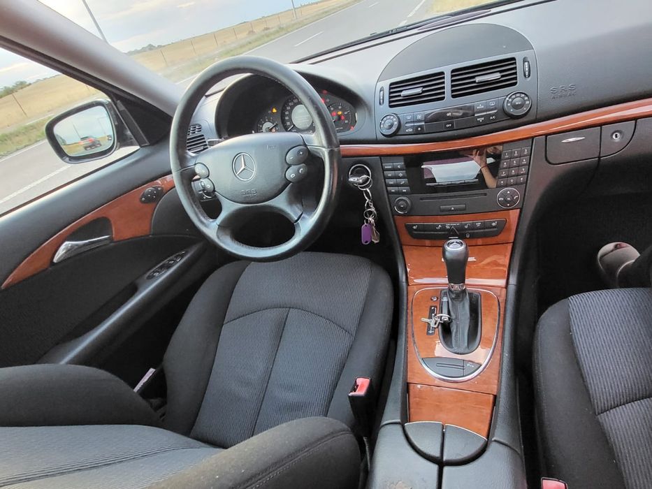 MERCEDES-BENZ E-Class 2006 — imagine 4