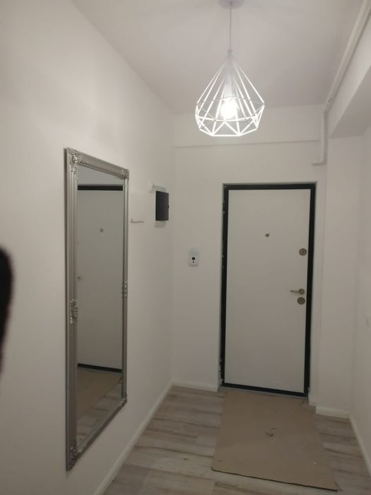 1 mai Apartament decomandat 3 Camere Centrala AC