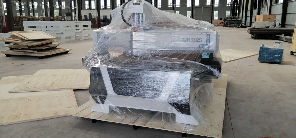 CNC router lemn cnc masina de frezat de gravat UN1325
