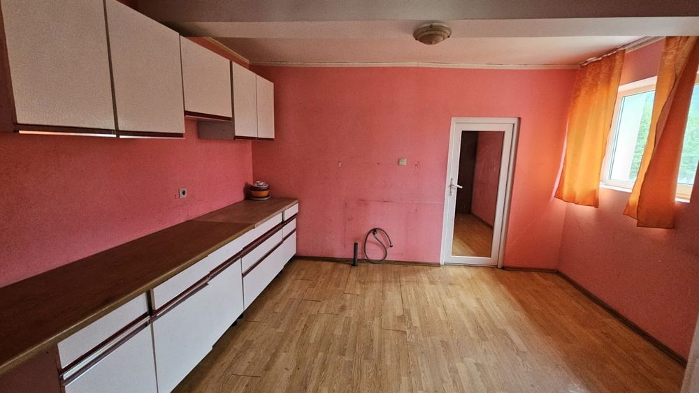 Casa De Vanzare Apa Gaz Canalizare Locuibila