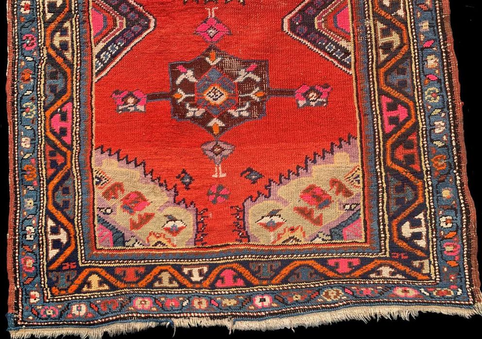 covor vechi antic armean caucazian Karabagh lung rosu 345 x 111 cm