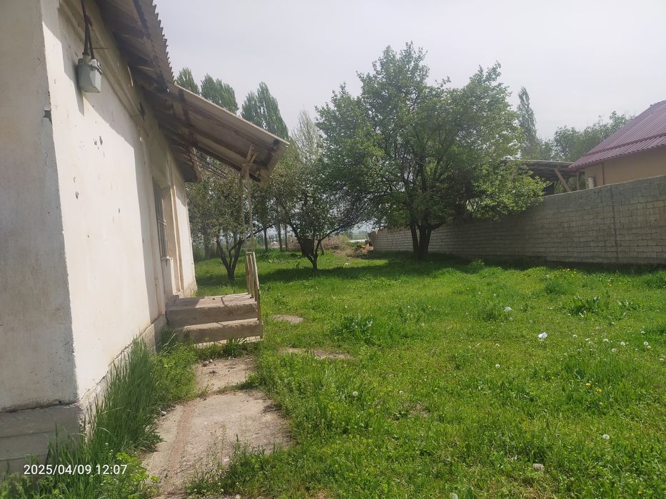 Уй,ховли сотилади Кирсадак махаллясида