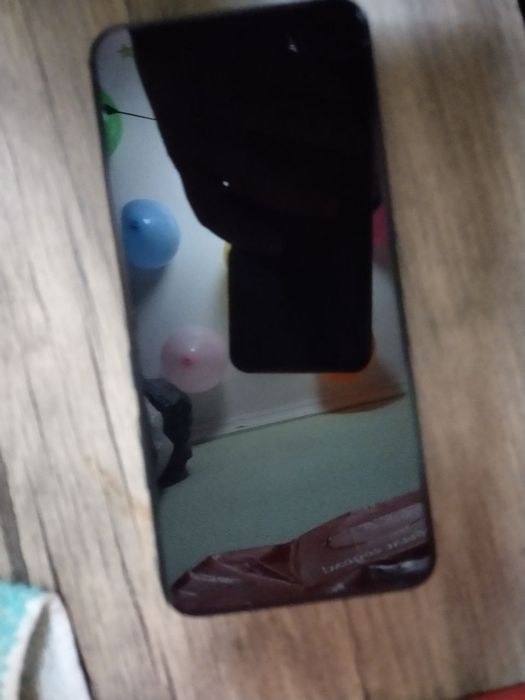 VIVO Y30  karobka dakument bor xolati zor