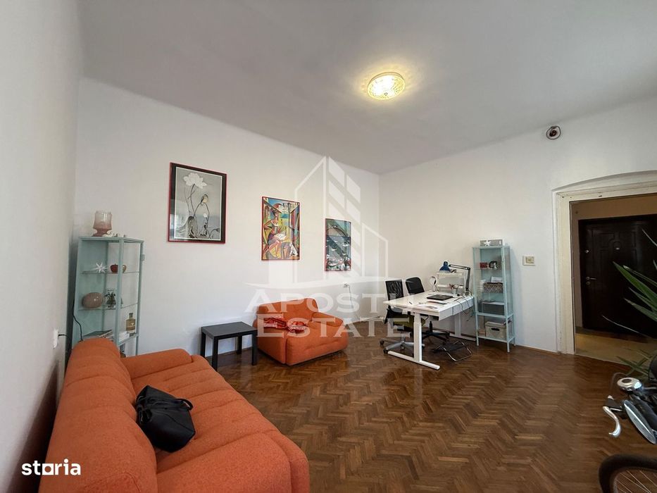 Apartament 3 camere, parter înalt, plus garsonieră complet amenajată — fotografia 2