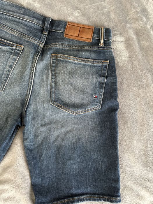 Blugi scurti Tommy Hilfiger