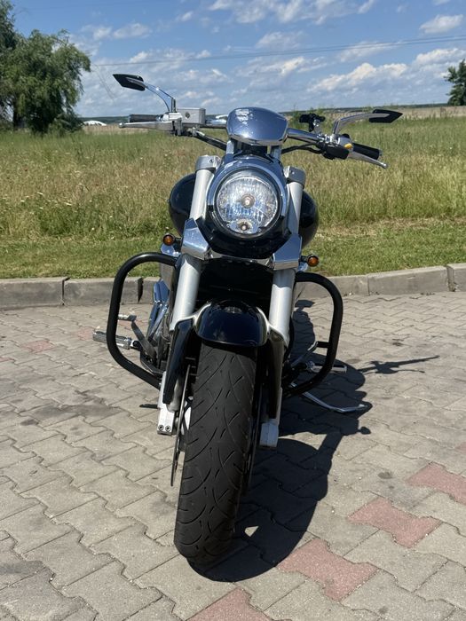 Suzuki intruder m109r m109r2