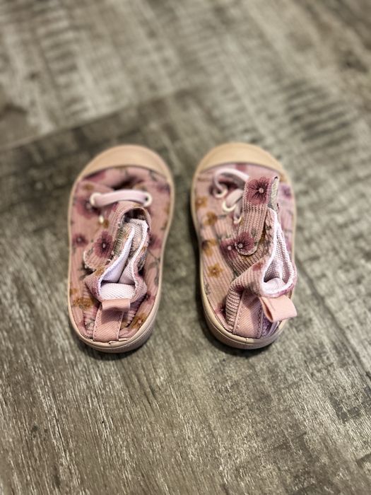 Vand set de 2 perechi adidasi cu scai fetite