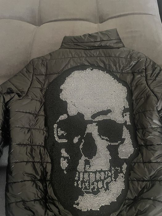 Продам куртку 7000