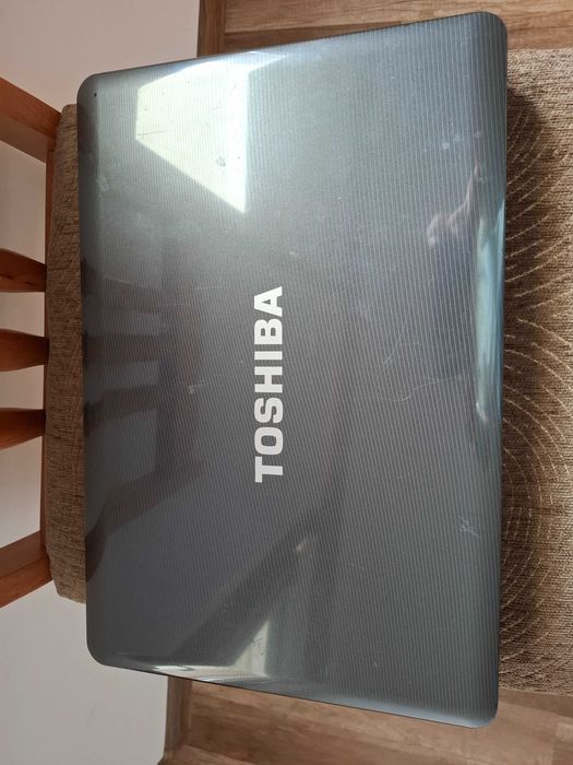Toshiba L505 Лаптоп